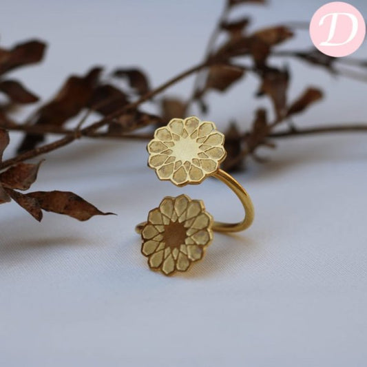 Flowery Ring - Gold Plated